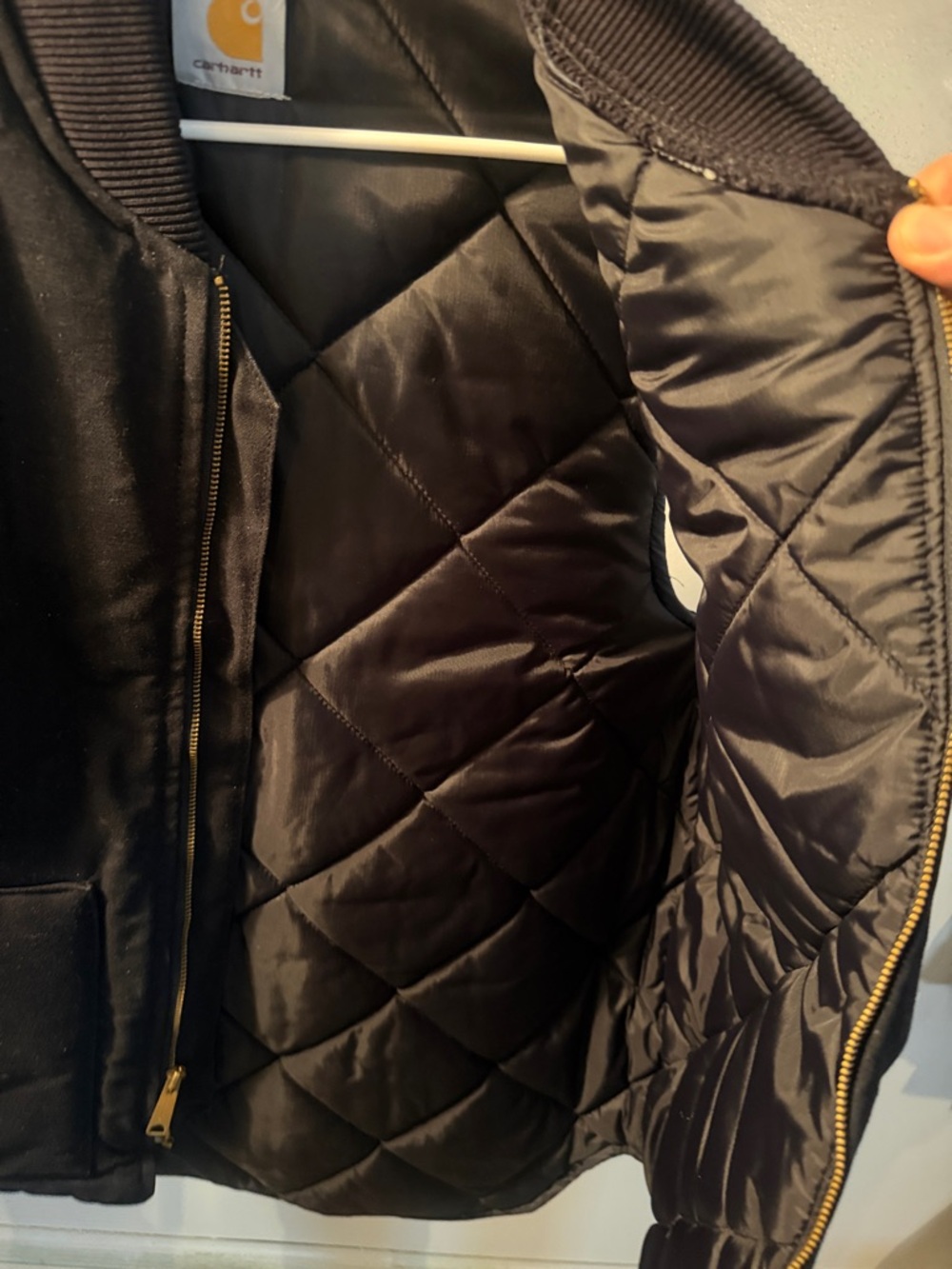 Carhartt Black Insulated Zip-Up Work Vest - Picture 3 of 7